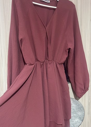36 Beden camel Renk Kemerli, V Yakalı Mini Elbise