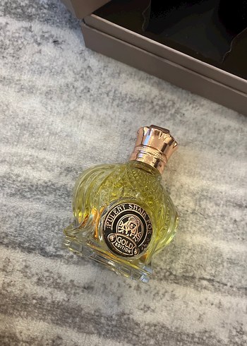Beden Renk Erkekler için altın renkli vintage parfüm