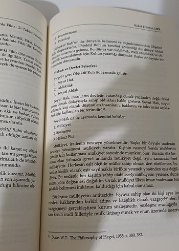 Beden Hukuk Felsefesi - Prof. Dr. Adnan Güriz