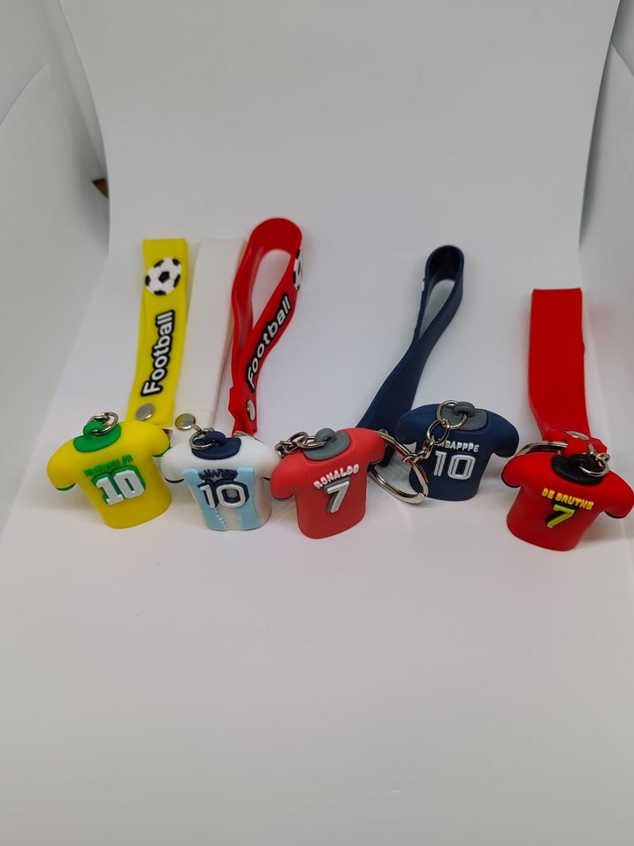 Renkli Futbol Forması Anahtarlık - Görsel 2