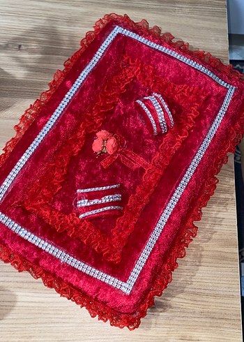 Beden Dantel Detaylı Kırmızı Vintage Düğün Tepsisi
