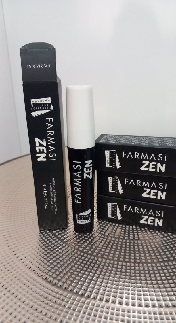 Farmasi Zen Siyah Maskara - Görsel 2