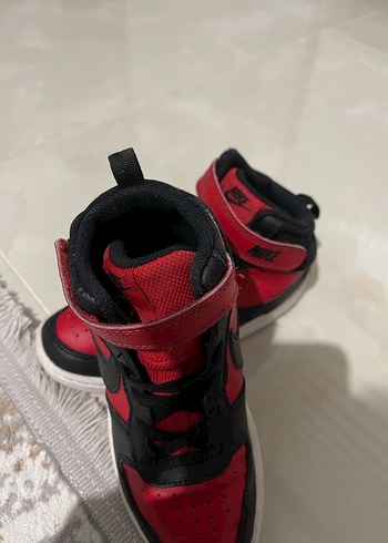 31 Beden kırmızı Renk Kırmızı Nike Erkek Çocuk Spor Ayakkabı