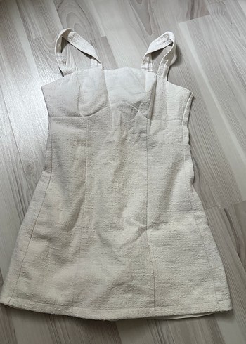 Beyaz mini elbise