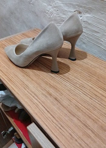 Diğer Bej Süet Stiletto Kadın Ayakkabı