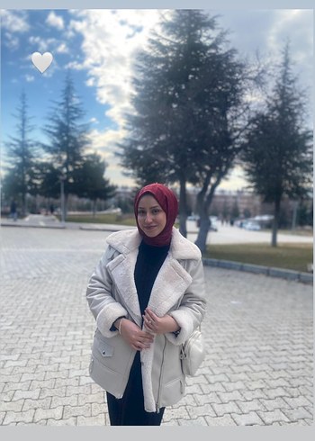 Stradivarius Bej Süet Kürklü Midi Ceket