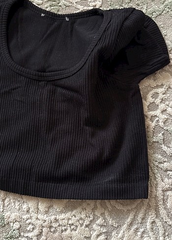 m Beden Siyah Kısa Kollu Crop Top
