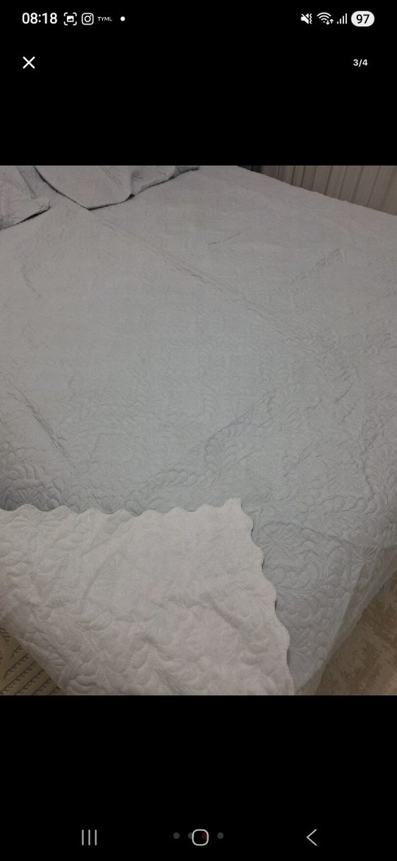Gri Beyaz Düz Yatak Örtüsü - Görsel 4
