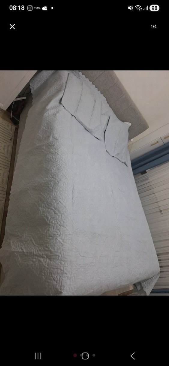 Gri Beyaz Düz Yatak Örtüsü - Görsel 3