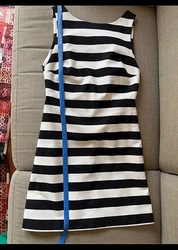 Alice&Olivia Çizgili Kolsuz Midi Elbise - Görsel 5