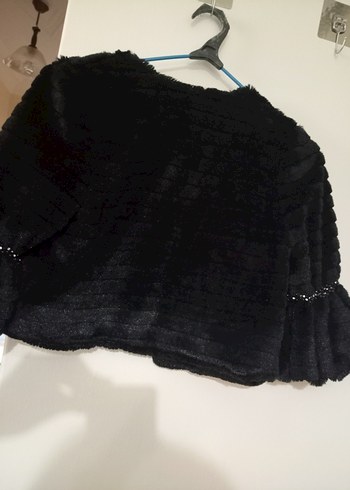 Kız Çocuk Siyah Kürklü Uzun Kollu Bolero - Görsel 4