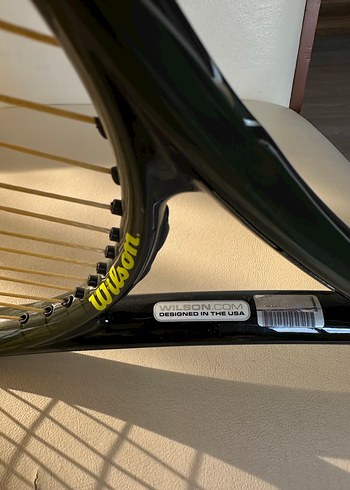 Beden Sarı Wilson Tenis Raketi (Fiyat konusunda tekliflerinize açığım)