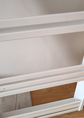 Beyaz Çocuk Rafı - Görsel 2