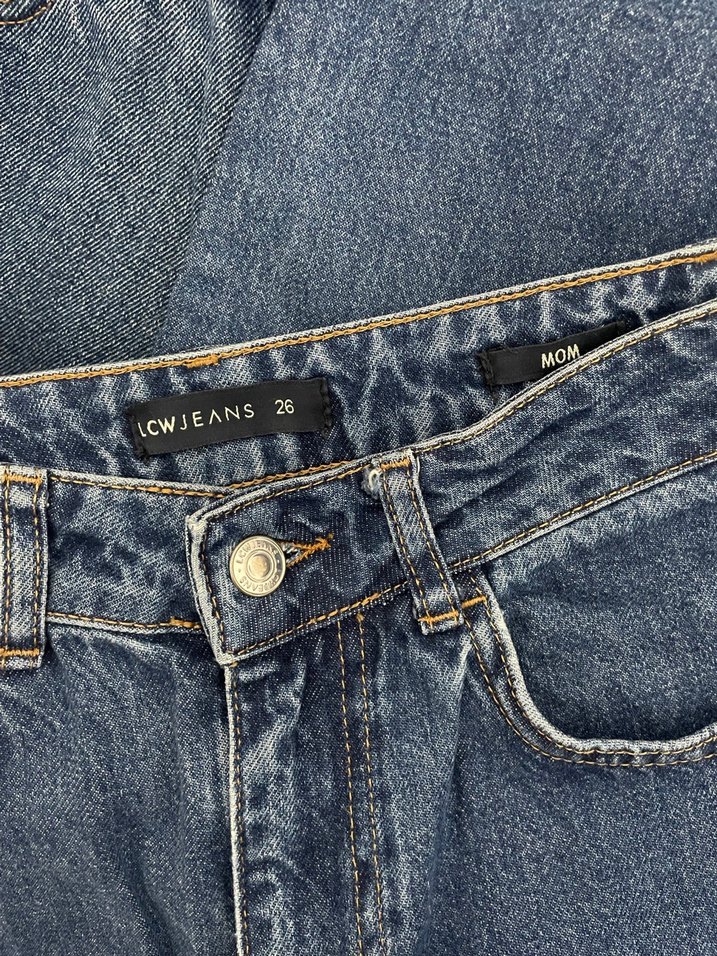 LCW Kadın Lacivert Mom Fit Jean Pantolon - Görsel 3