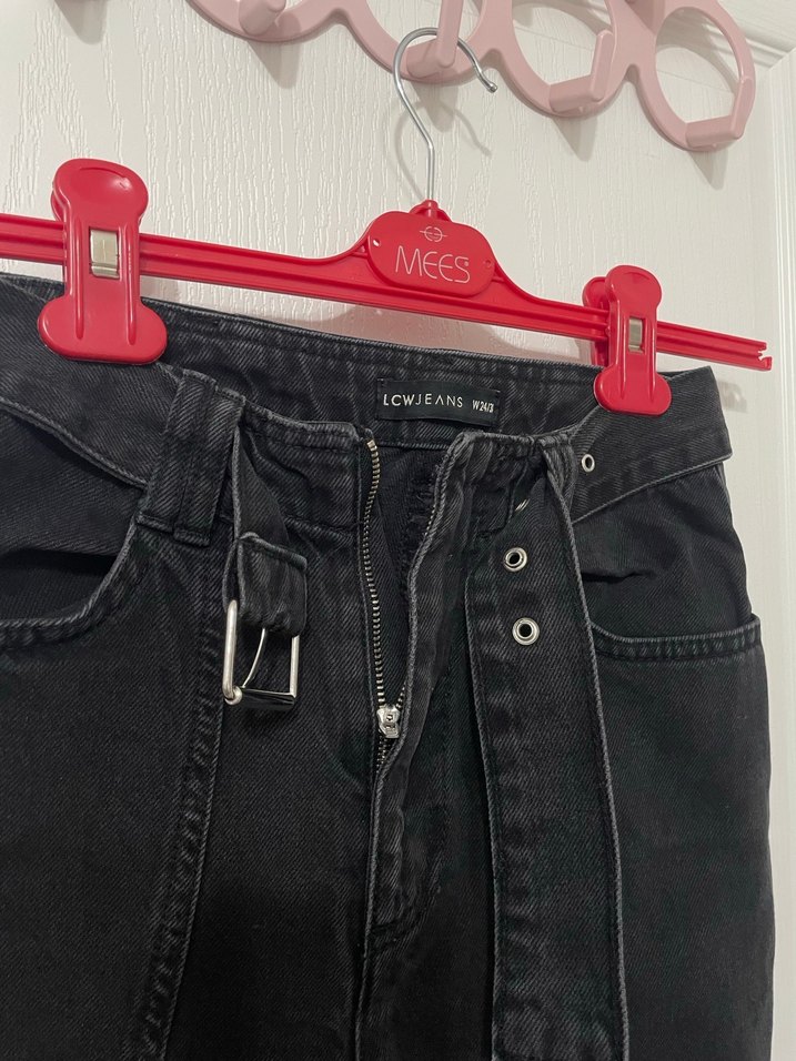 LCW Kadın Yüksek Bel Kemerli Jean Pantolon - Görsel 2