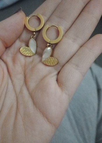 Altın Renk Mini Boncuklu Küpeler