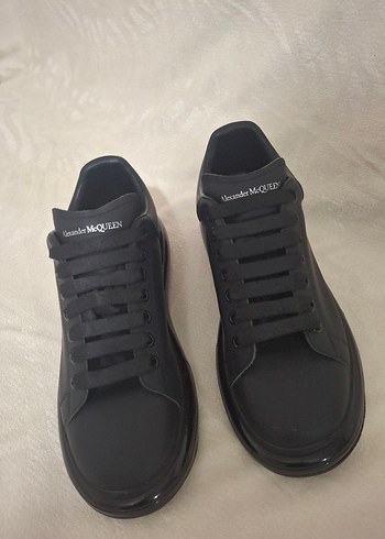 Alexander McQueen Oversize Sneaker Orijinal
