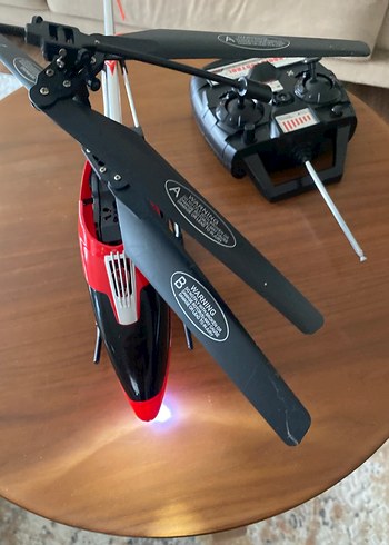 Kırmızı Uzaktan Kumandalı Helikopter - Görsel 2