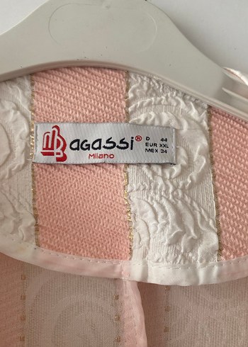 44 Beden beyaz Renk Pembe Midi Düğmeli Ceket