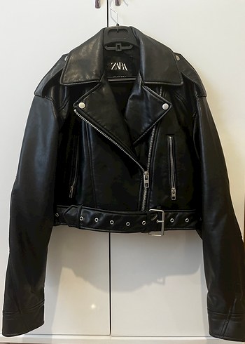 Zara Siyah Deri Biker Ceket