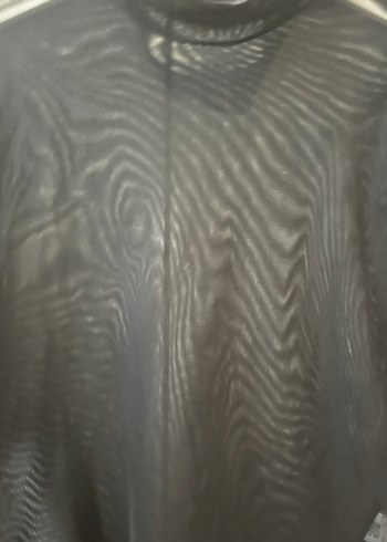 Siyah Yüksek Yakalı Uzun Kollu Bluz - Görsel 2