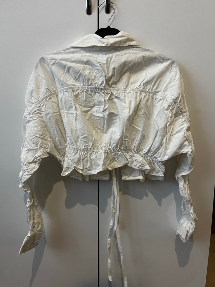 Önden bağlamalı beyaz gömlek - Görsel 2