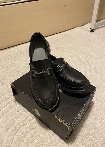37 Beden Kadın Siyah Deri Tokalı Platform Topuklu Loafer