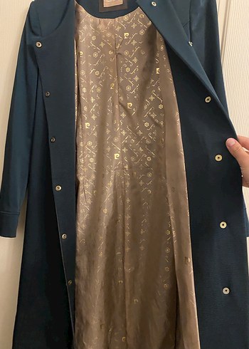 Düğmeli Uzun yeşil Kadın Kap - Görsel 3