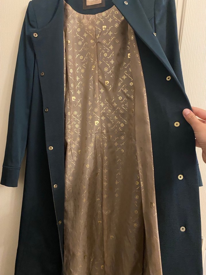 Düğmeli Uzun yeşil Kadın Kap - Görsel 3