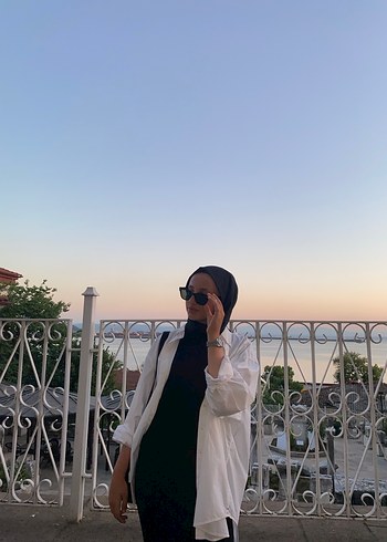 Siyah Uzun Yüksek Yakalı Kadın Elbise - Görsel 2