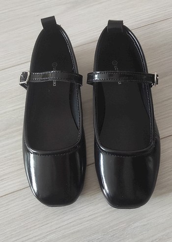 Siyah Rugan Kiz Çocuk Babet - Görsel 3