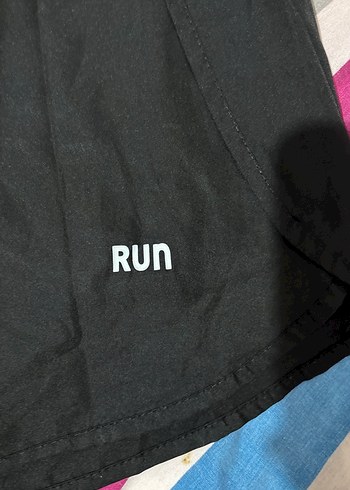 Siyah Elastik Bel Kadın Mini Şort - Görsel 3