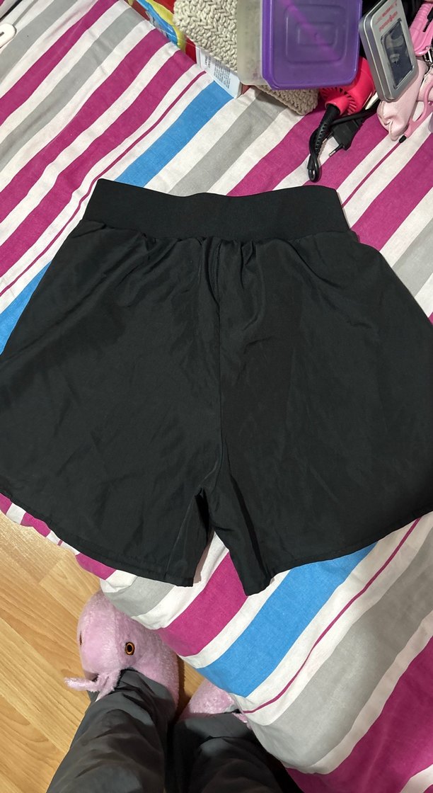 Siyah Elastik Bel Kadın Mini Şort - Görsel 4