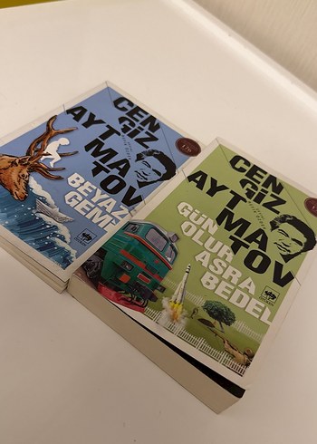 Cengiz Aytmatov Kitap Seti - Beyaz Gemi & Gün Olur Asra Bedel