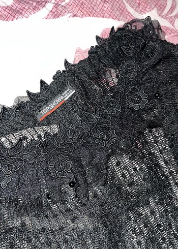 Siyah kadın iç gösteren dantelli üst - Görsel 2