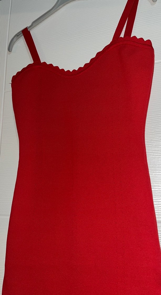 Kırmızı Uzun V Yakalı Kadın Abiye Elbise - Görsel 2