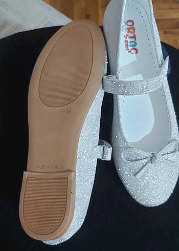 Kız Çocuk Gümüş Simli Babet - Görsel 3