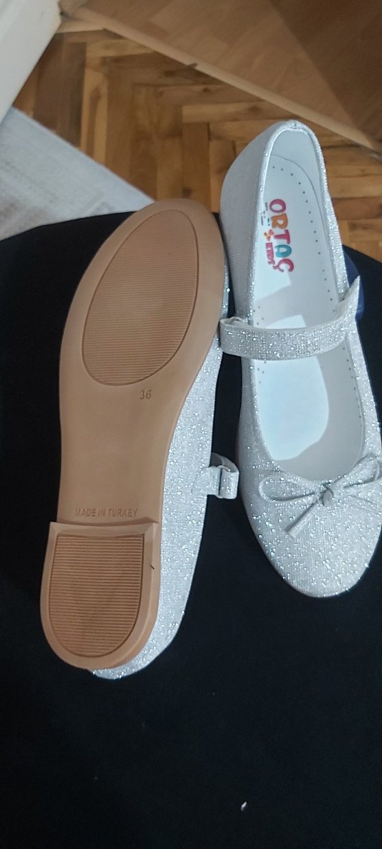 Kız Çocuk Gümüş Simli Babet - Görsel 3