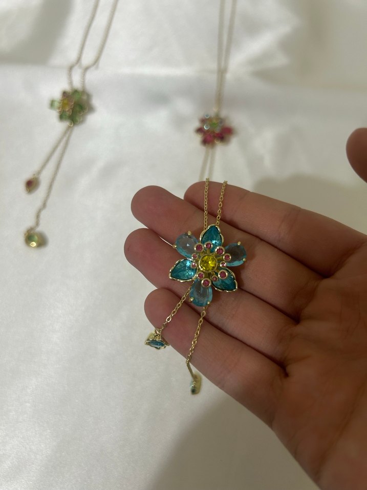 Renkli Payetli Uzun Bohem Çiçek Kolye - Görsel 2