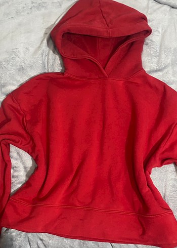 Kırmızı Kapüşonlu Kadın Sweatshirt