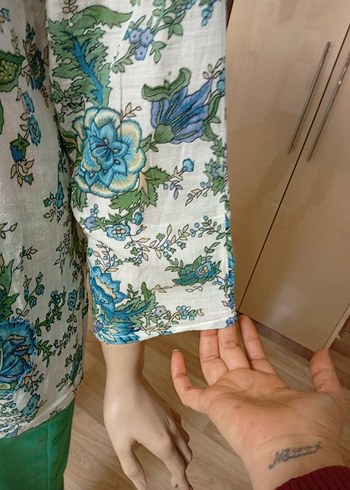 Bohem Çiçek Desenli Düğmeli Uzun Kollu Gömlek - Görsel 4