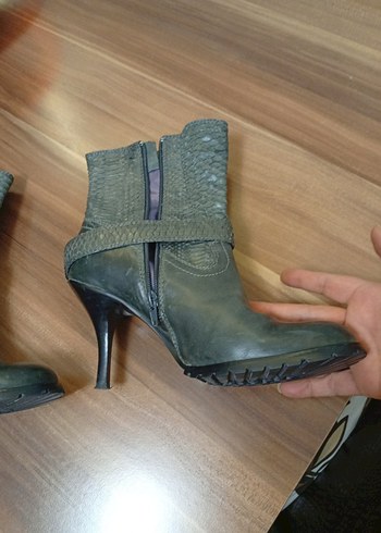 gri Yılan Derisi tarz özel seri Bot - Görsel 3