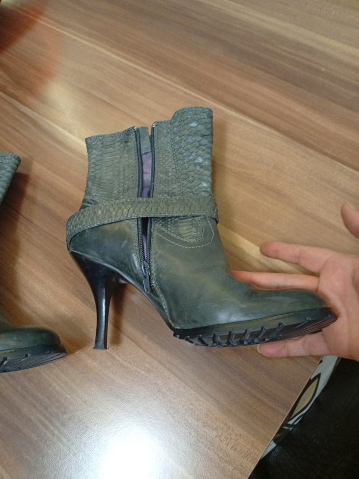 gri Yılan Derisi tarz özel seri Bot - Görsel 3