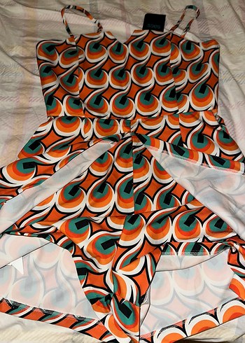 Etiketli Retro Desenli Tulum - Görsel 2