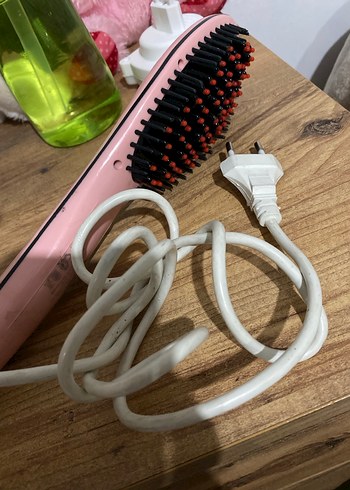 Beden Renk Pembe Renkli Saç Düzleştirici Fırça