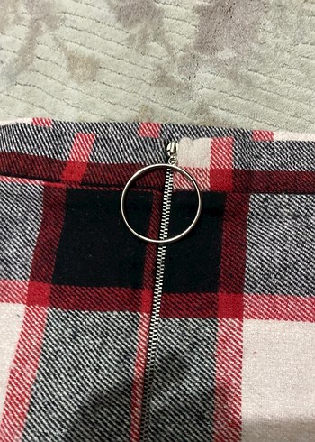 l Beden bordo Renk Fermuarlı Ekose Mini Etek L beden ama Dar beden M giyene de olur