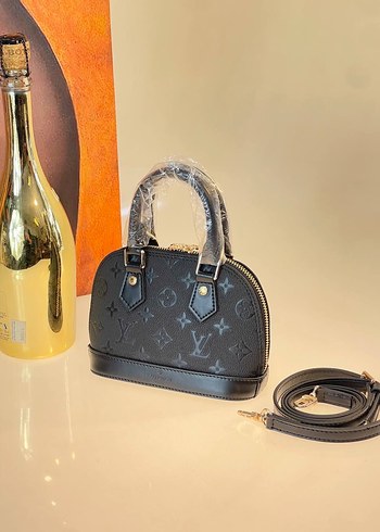  Beden kahverengi Renk Louis Vuitton çanta