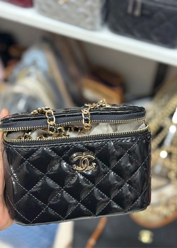 Diğer Siyah Parlak Zincir Detaylı Chanel Deri Çanta