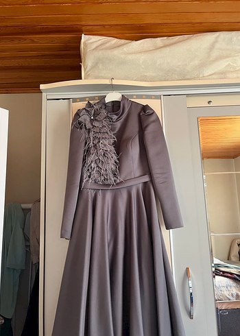 Uzun Kollu Gri Drapeli Kadın Abiye Elbise - Görsel 3