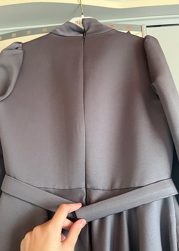 Uzun Kollu Gri Drapeli Kadın Abiye Elbise - Görsel 8